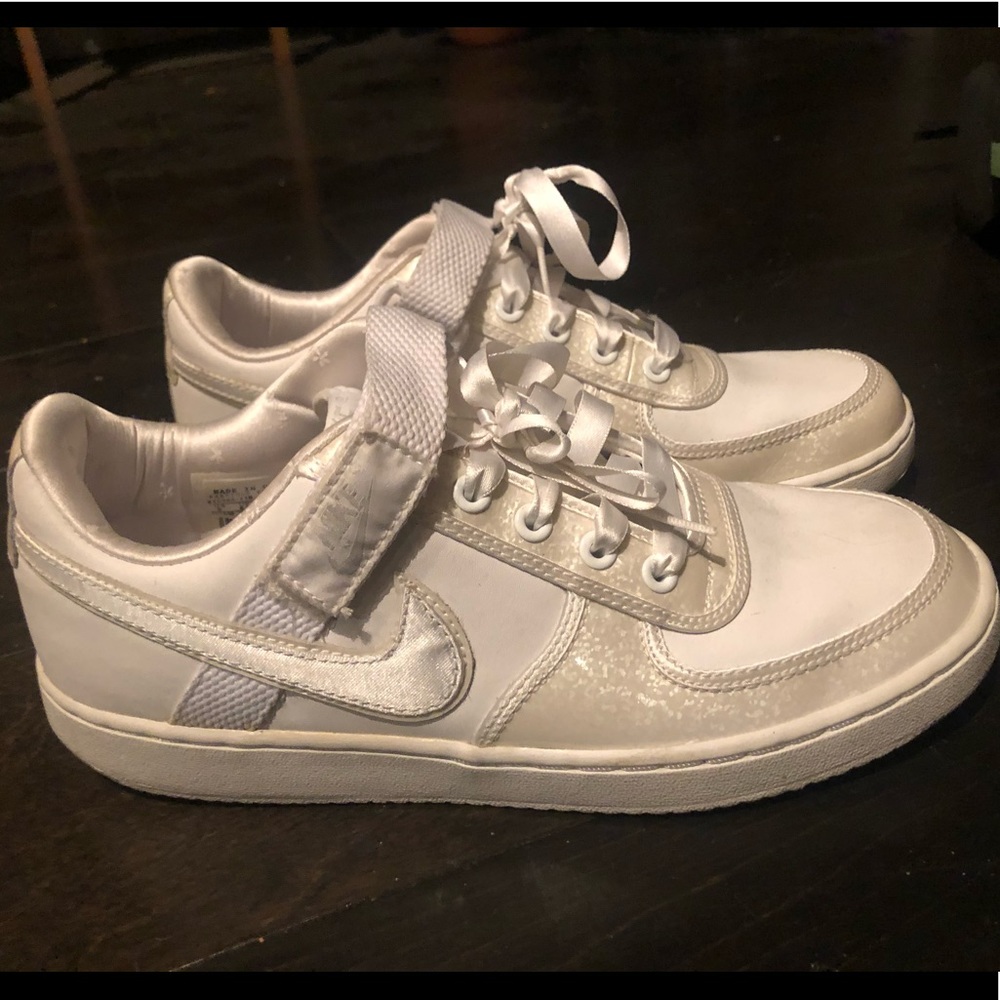 Nike Air Force 1 pearlized satin laces sneakers 9